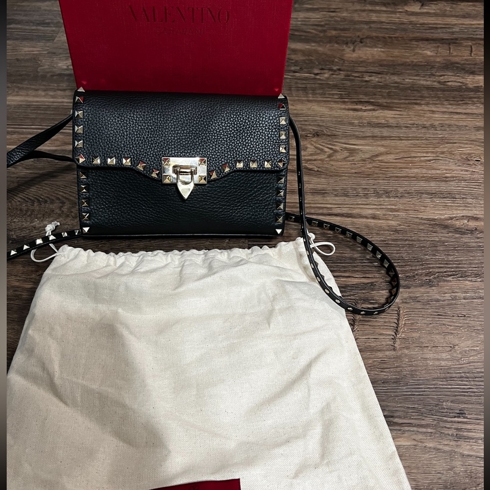 VALENTINO GARAVANI CROSSBODY PURSE